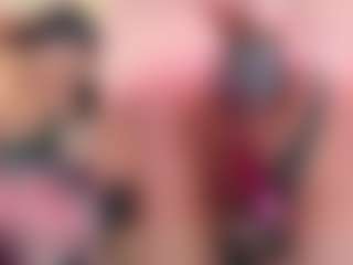 Live cam show with MayaRouse - Gamer Mature on SinfulBabes