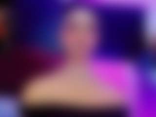 Live cam show with rianna-garcia1 - Smoking on Camsoda