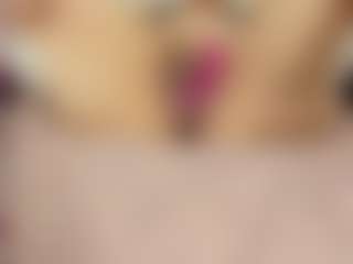 Live cam show with Yaya-11 - Nature on Free Soda
