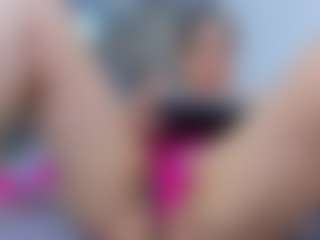 Live cam show with Yaya-11 - Gagging on Soda Cam