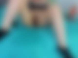 Live cam show with Yaya-11 - Gagging on Camsoda