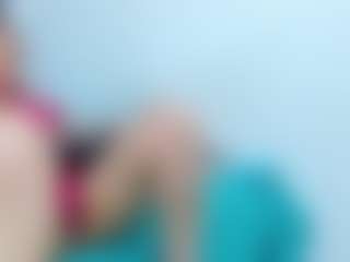 Live cam show with Yaya-11 - Hairy Pussy on Camversity