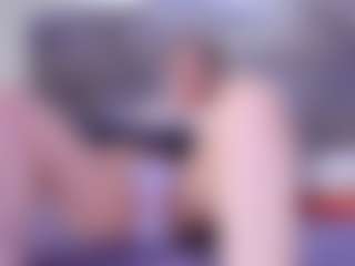 Live cam show with Yaya-11 - Oil on Fling VIP Chat