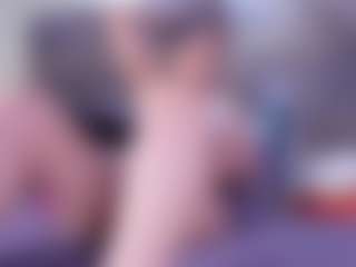 Yaya-11's Live Sex Cam Show