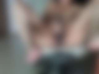 Live cam show with Yaya-11 - Hairy Pussy on Fling VIP Chat