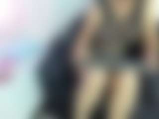 Live-Cam-Show mit Yaya-11 - Camel Toe auf Camsoda