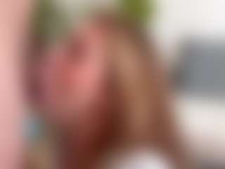 Live cam show with MikeandLana - Facial on Soda Cam