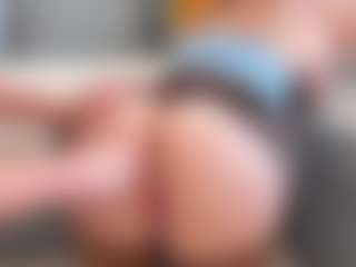 MikeandLana's Live Sex Cam Show