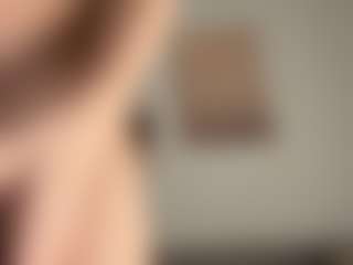 Live cam show with Maria - Tittyfuck on galaxygirlnitro.com