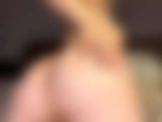 Live cam show with Maria - Moaning on Camsoda