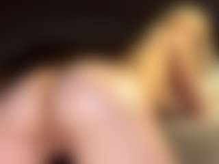 Live cam show with Maria - Moaning on slutload