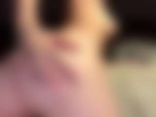 Live cam show with Maria - Nipple Piercings on Strip Flash - Live Sex Shows