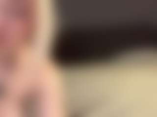 Live cam show with Maria - College on TeamSkeetLive