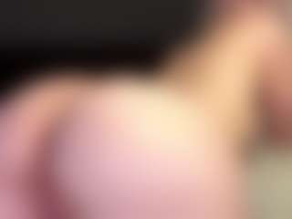Live cam show with Maria - Moaning on Camsoda
