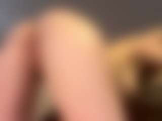 Live cam show with Maria - Blonde Hair on Camsoda