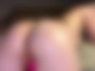 Live cam show with Maria - Anal on Uber Horny