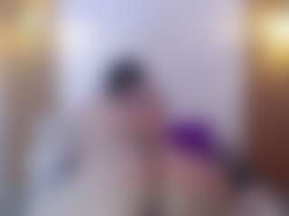 Live cam show with giselslut - Tiny Tits on SmokeAndPoke
