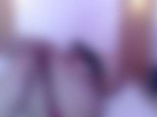 Live cam show with giselslut - Tiny Tits on Milf Play
