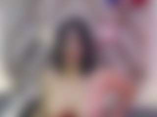 Live cam show with giselslut - Black Hair on CamSodaAdn