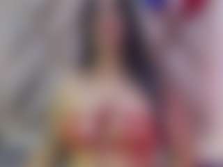 Live cam show with giselslut - Tease on CamwithHer