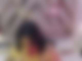 Live cam show with giselslut - Brown Eyes on madthumbs