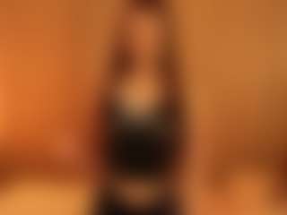 Live cam show with LiaGotti - Glasses on livesuperchat.net