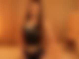 Live cam show with LiaGotti - Glasses on Milfs Live