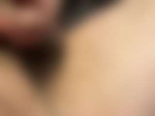 lovehurts282828's Live Sex Cam Show