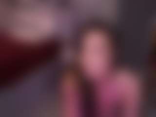 Show di cam dal vivo con SilverB1ack - Cute su Camsoda