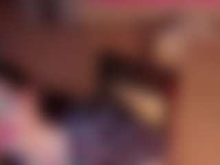 SquirtKimm MILF webcam performer live streaming