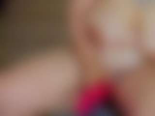 Live cam show with SquirtKimm - Brown Eyes on Camsoda