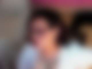 SquirtKimm MILF webcam performer live streaming