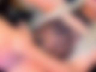 Elody69's Live Sex Cam Show