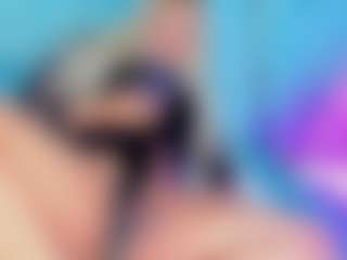 Elody69's Live Sex Cam Show
