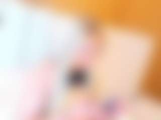 Live cam show with Elody69 - Smoking on Camsoda