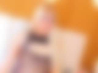Elody69's Live Sex Cam Show