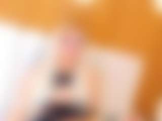 Live cam show with Elody69 - Smoking on Camsoda