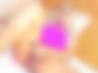 Elody69's Live Sex Cam Show