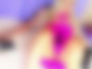 Live cam show with Elody69 - Average on Porn Luv