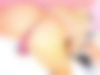 Live cam show with Elody69 - Brown Eyes on Camsoda