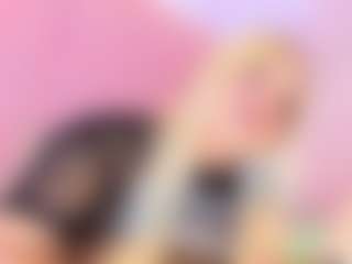 Live cam show with Elody69 - Orgasm on Gym Cam Girls