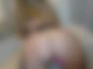 EvelinEve's Live Sex Cam Show