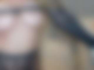 EvelinEve's Live Sex Cam Show