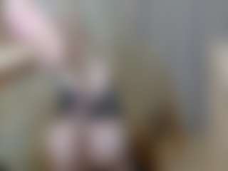 EvelinEve's Live Sex Cam Show