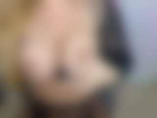 EvelinEve's Live Sex Cam Show