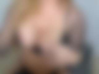 EvelinEve's Live Sex Cam Show