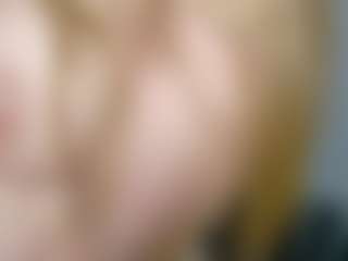 Live cam show with EvelinEve - Foot Fetish on CSO-WL