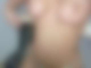 EvelinEve's Live Sex Cam Show
