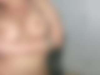 EvelinEve's Live Sex Cam Show
