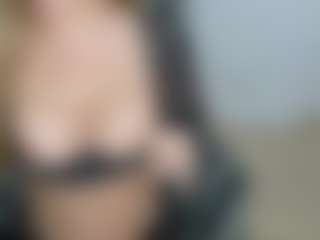 EvelinEve's Live Sex Cam Show